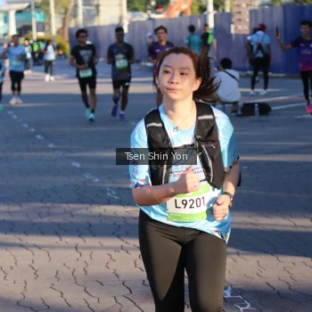 Runner Photo 1549751