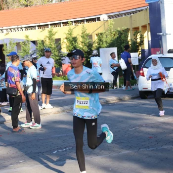 Runner Photo 1549801