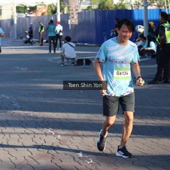 Runner Photo 1549859