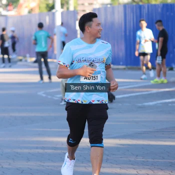 Runner Photo 1549916
