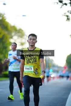 Runner Photo 1550335