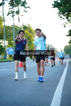 Runner Photo 1550559