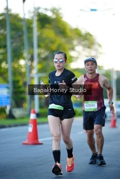 Runner Photo 1550567