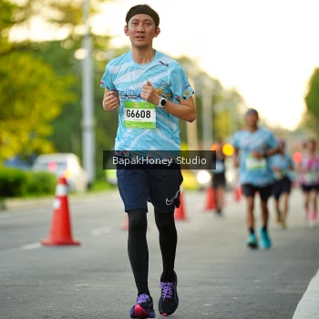 Runner Photo 1550771