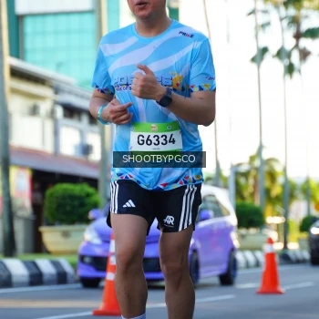 Runner Photo 1551266