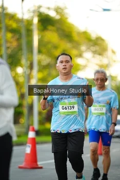 Runner Photo 1551548