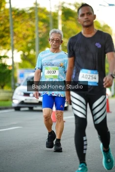 Runner Photo 1551570