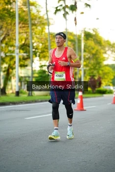 Runner Photo 1551584