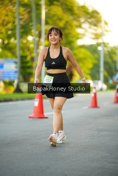 Runner Photo 1551590