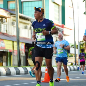 Runner Photo 1551608