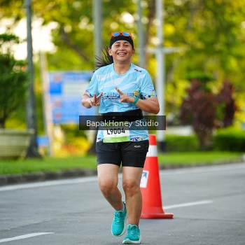 Runner Photo 1551626