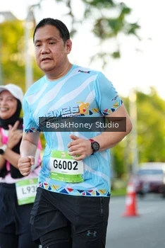 Runner Photo 1551928