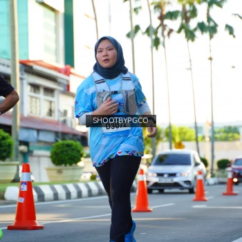 Runner Photo 1552032