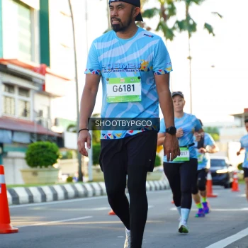 Runner Photo 1552040