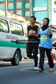 Runner Photo 1552106