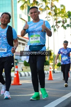 Runner Photo 1552210