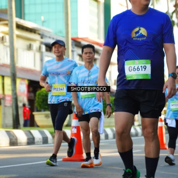 Runner Photo 1552386