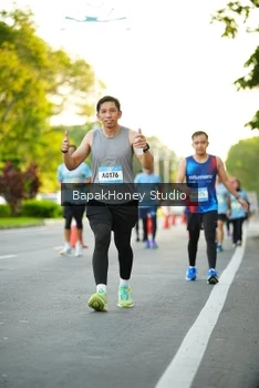 Runner Photo 1552417