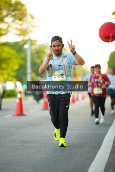 Runner Photo 1552618