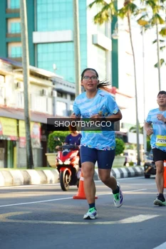 Runner Photo 1552701