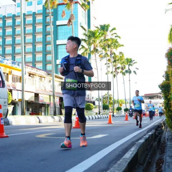 Runner Photo 1552833