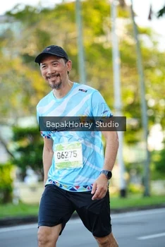 Runner Photo 1553291