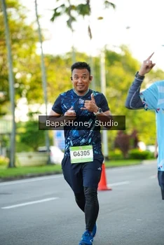Runner Photo 1553353