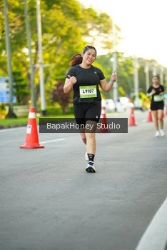 Runner Photo 1553370