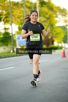 Runner Photo 1553382