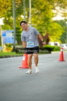 Runner Photo 1553467