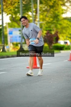 Runner Photo 1553476