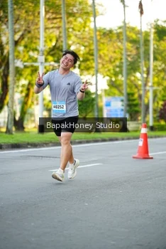 Runner Photo 1553493