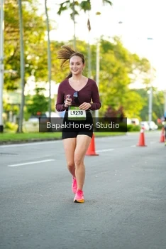 Runner Photo 1553515