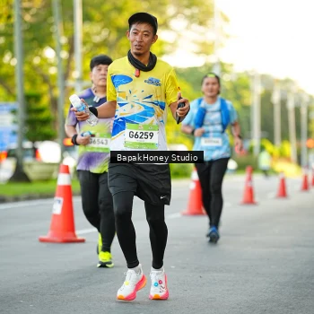 Runner Photo 1553563