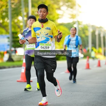 Runner Photo 1553566