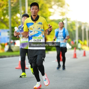 Runner Photo 1553570