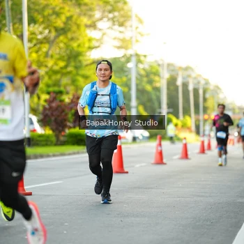 Runner Photo 1553572