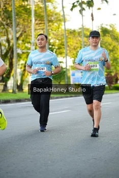 Runner Photo 1553609