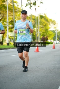 Runner Photo 1553614