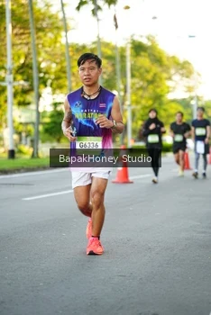 Runner Photo 1553625