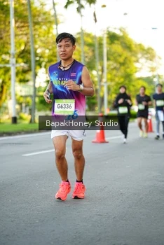 Runner Photo 1553626