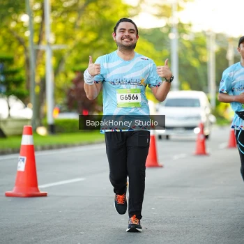 Runner Photo 1553667