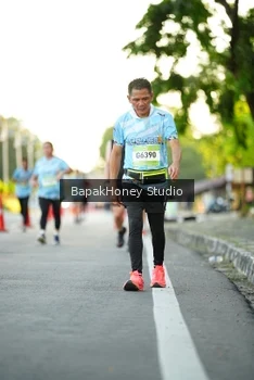 Runner Photo 1553687