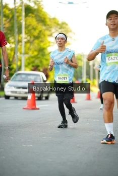 Runner Photo 1553732