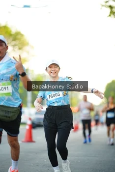 Runner Photo 1553743