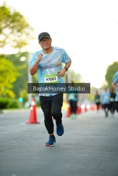 Runner Photo 1553957