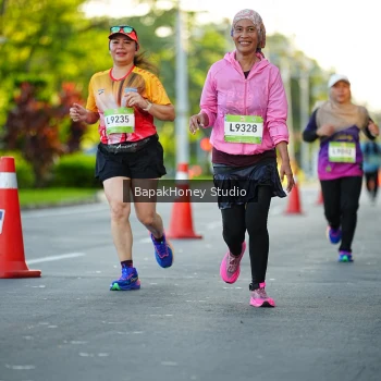 Runner Photo 1554112