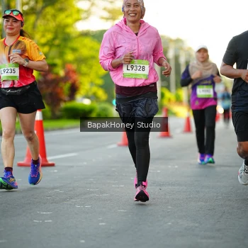 Runner Photo 1554114