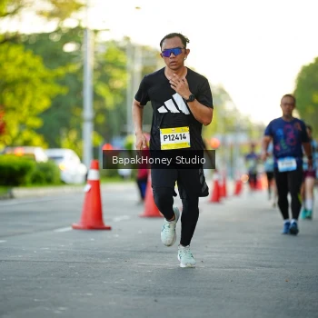 Runner Photo 1554178
