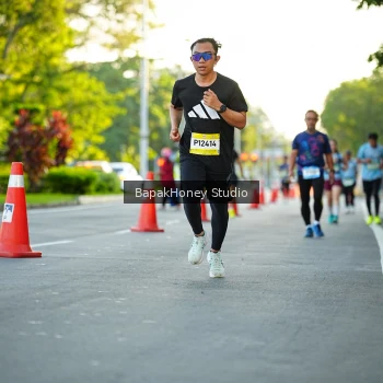 Runner Photo 1554180